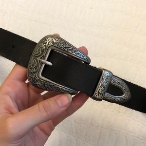 URBAN OUTFITTERS WESTERN BELT SIZE SMALL
